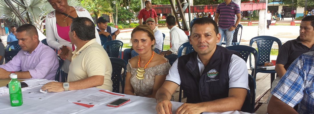 Director General de CORPOAMAZONIA se reúne con la Alcaldesa de Solita y con comunidades de la ribera del Río Caquetá para revisar la gestión ambiental