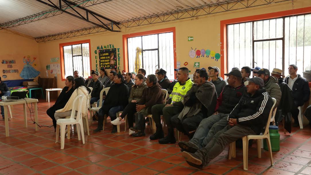 CORPOAMAZONIA atiende conflicto con oso andino en San Francisco, Putumayo